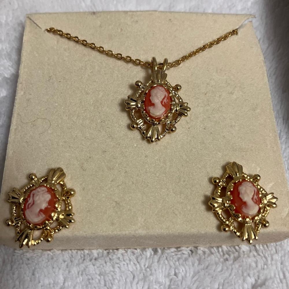 Gold colored Cameo Pendant & Earrings Set - Coral and Ivory colors